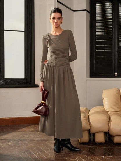 Polished Dress with an Effortless Classic Look