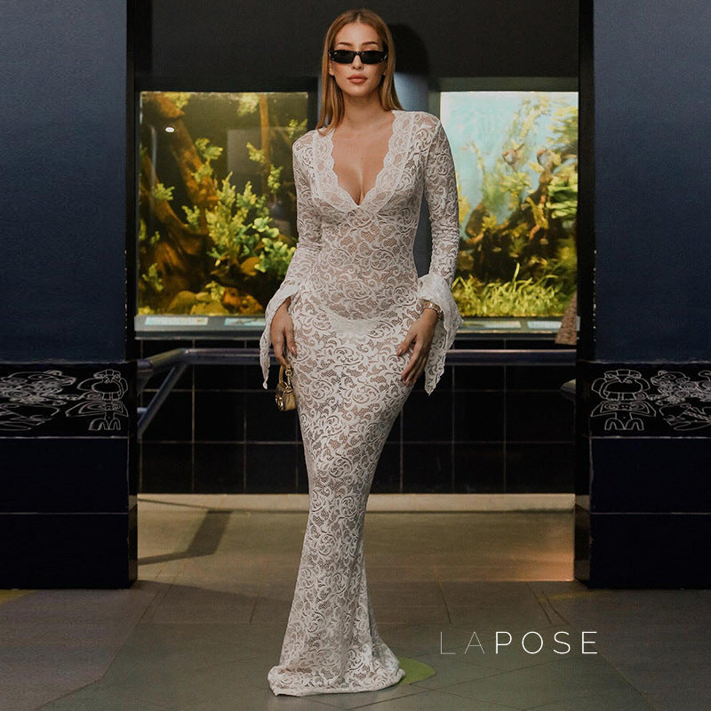 Effortlessly Elegant Dress with a Timeless Design
