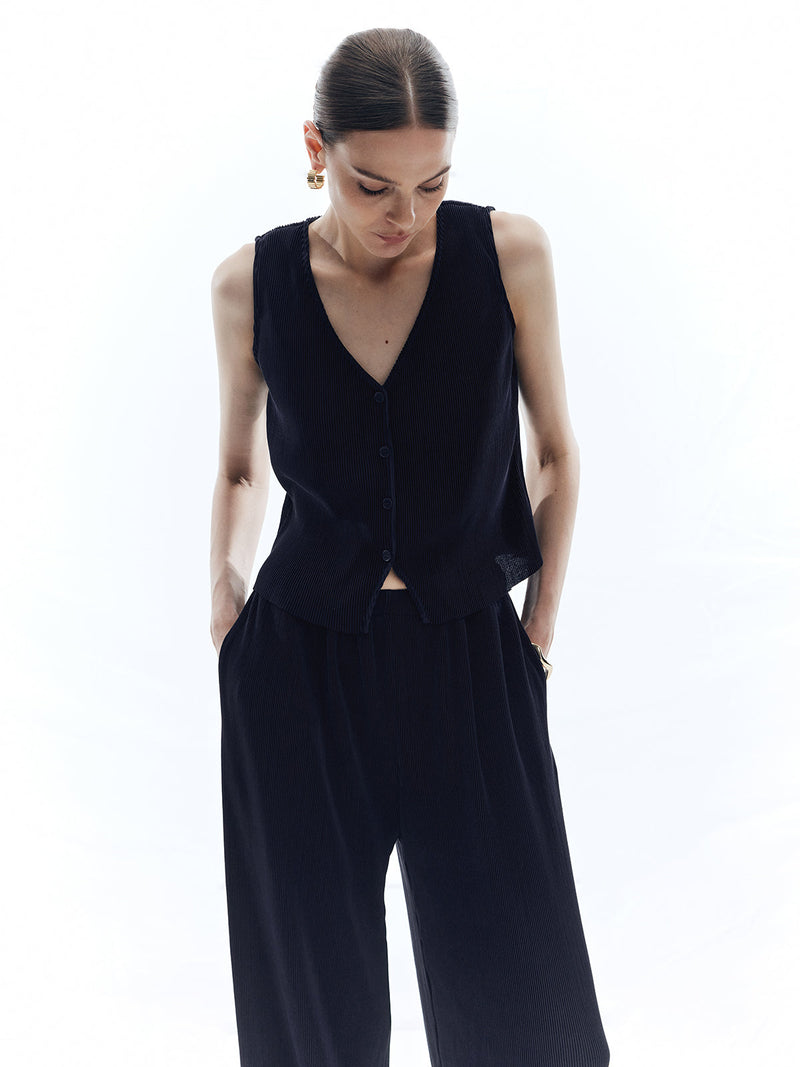 Beautifully Crafted Pants in a Classic Style