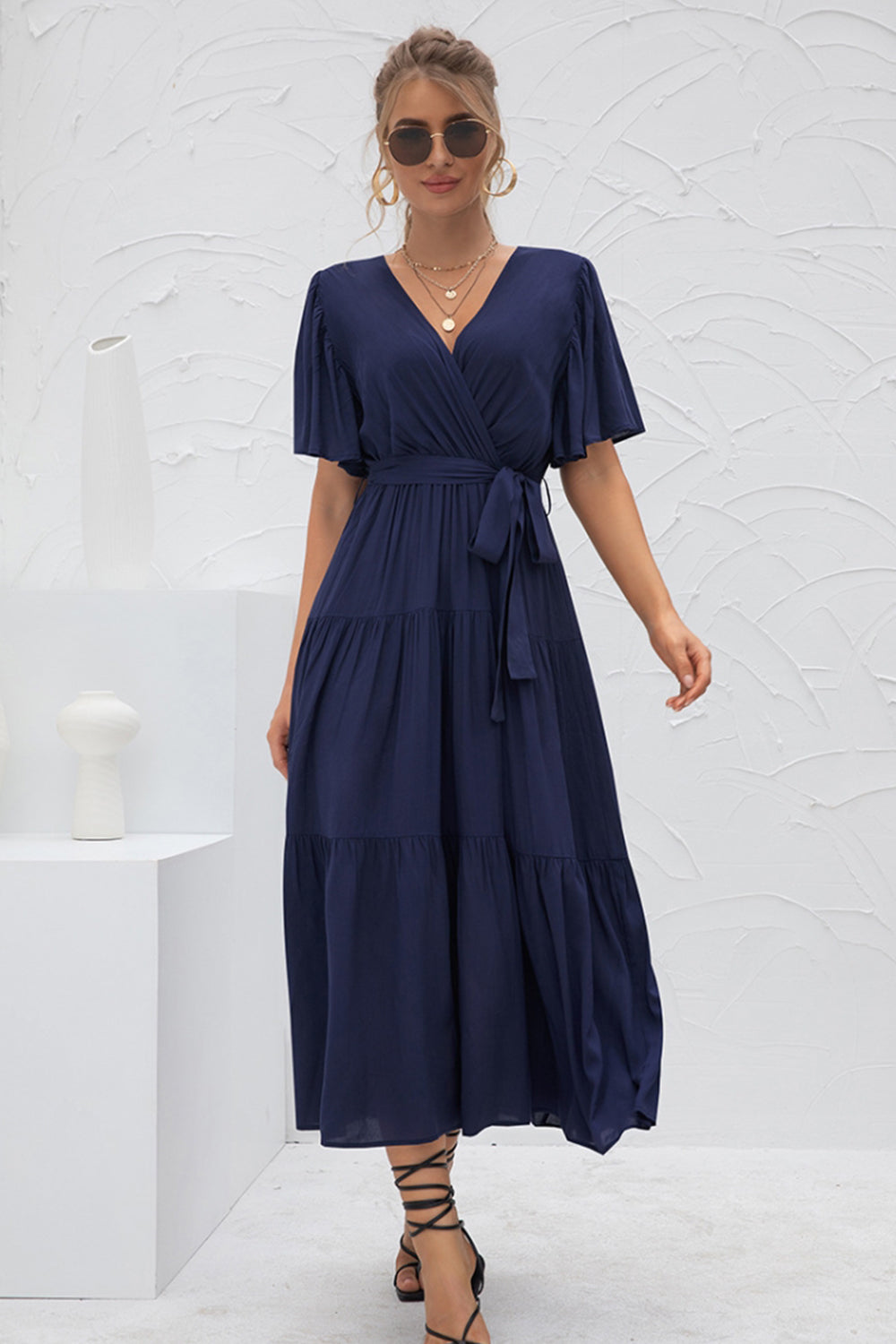 Gracefully Styled Dress for Any Occasion