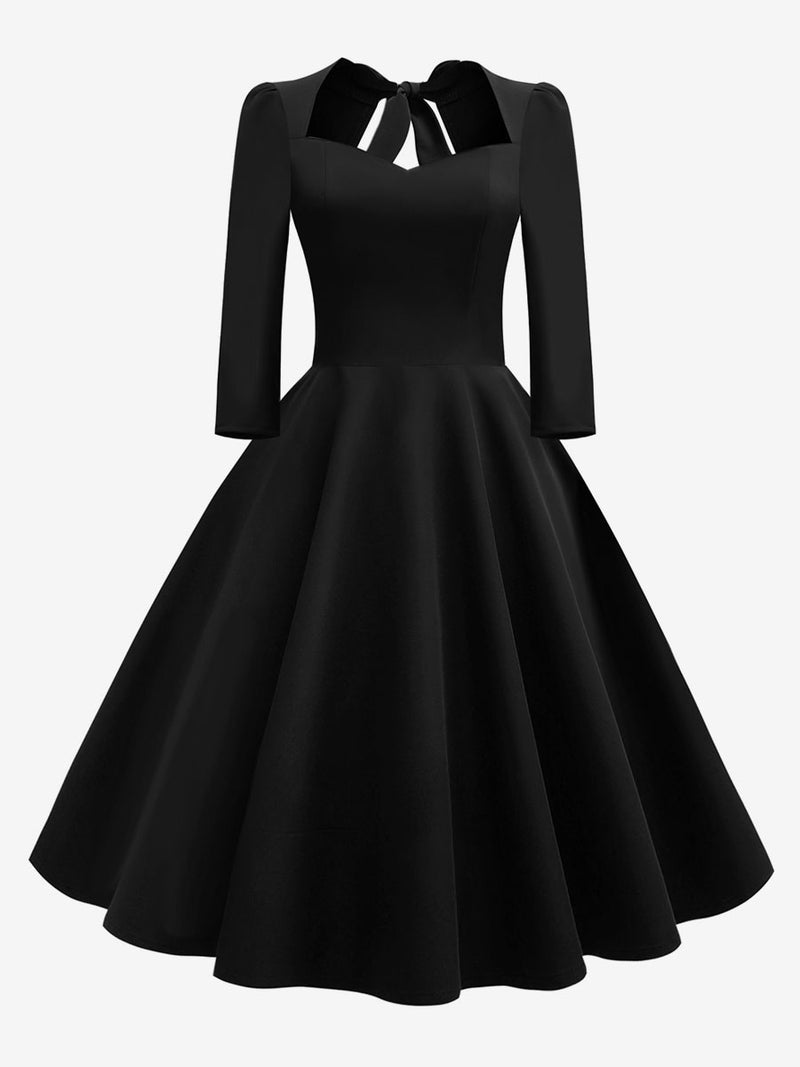 Well Tailored Dress with a Graceful Silhouette
