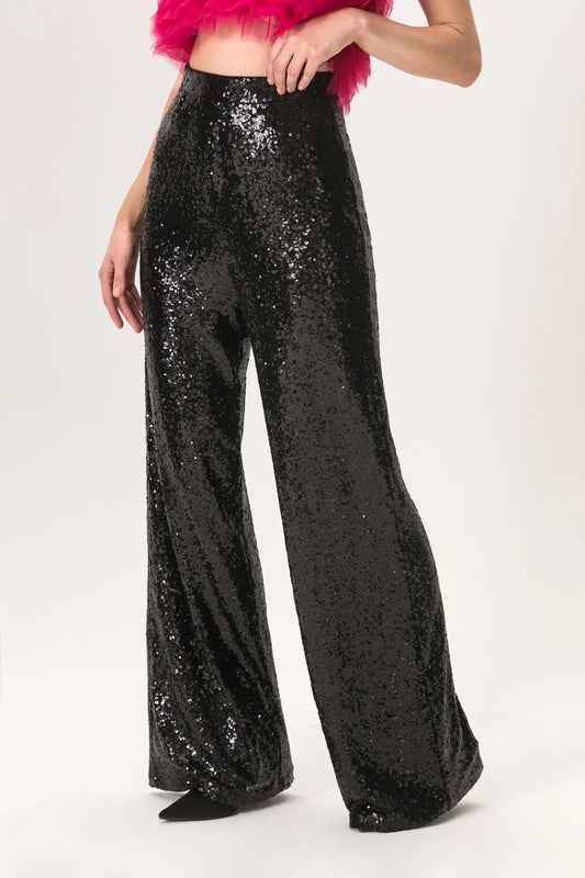 Polished Pants with an Effortless Classic Look