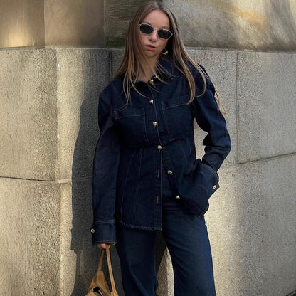 Beautifully Finished Trousers in a Timeless Design