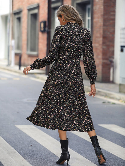 Sophisticated Dress with a Clean Classic Look