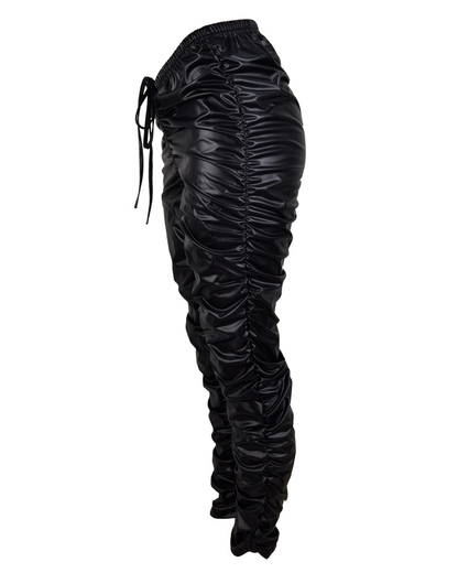 Well Tailored Pants with a Graceful Silhouette