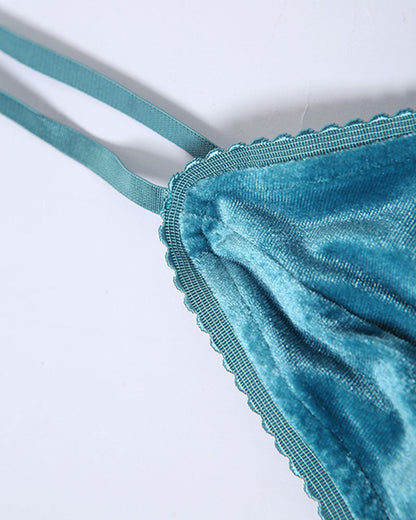 Beautifully Finished Garment in a Timeless Design