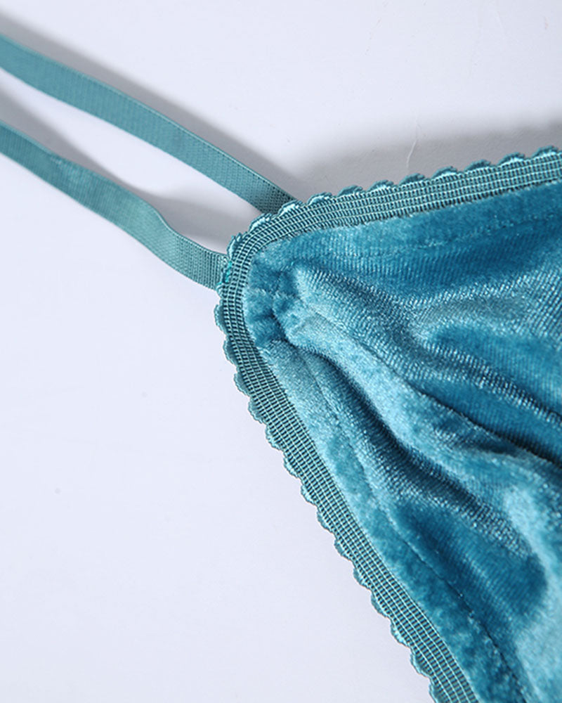 Beautifully Finished Garment in a Timeless Design