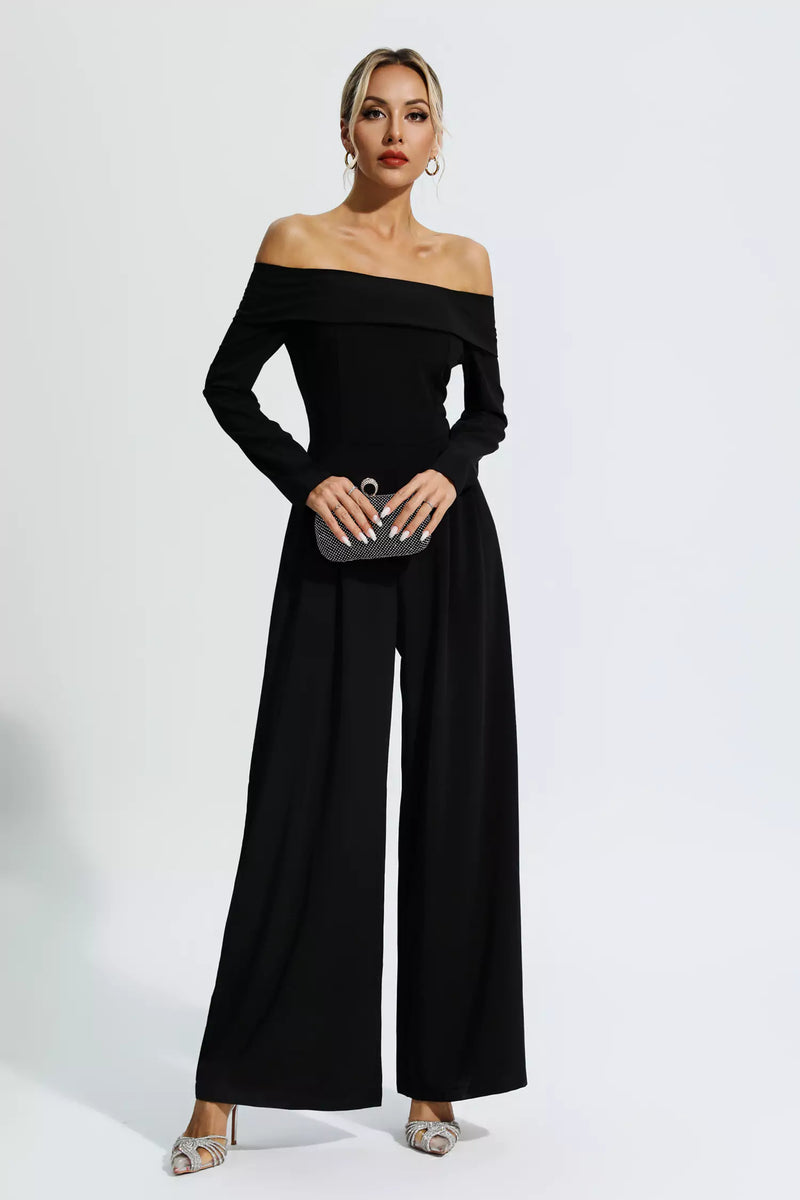 Effortlessly Elegant Garment with a Timeless Design