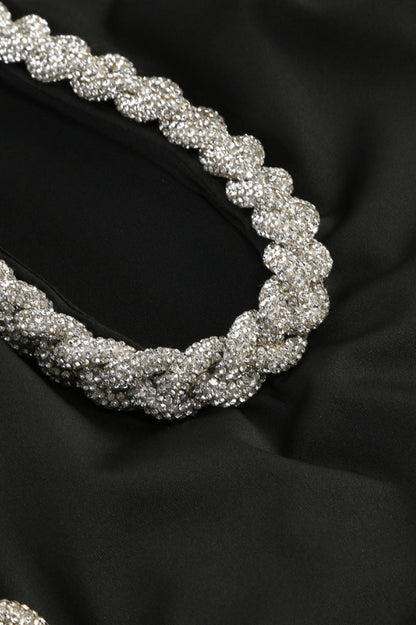 Romantic Chain for Special Moments