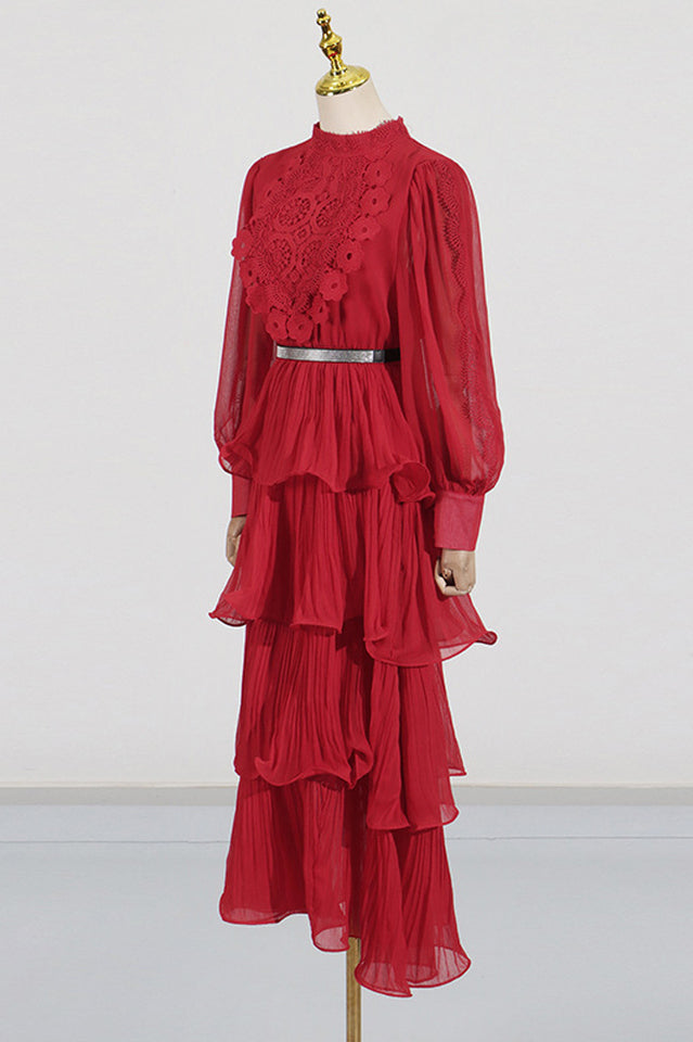 Beautifully Crafted Dress in a Classic Style