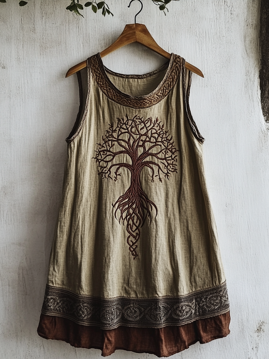 Effortlessly Elegant Top with a Timeless Design