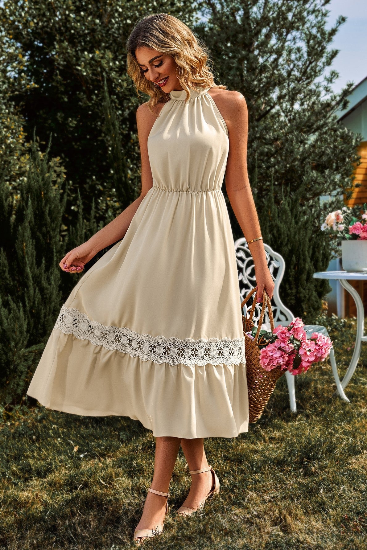 Sophisticated Dress with a Clean Classic Look