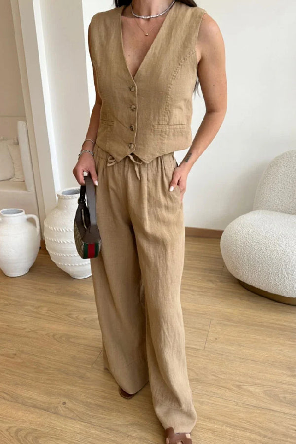 Beautifully Finished Pants in a Timeless Design