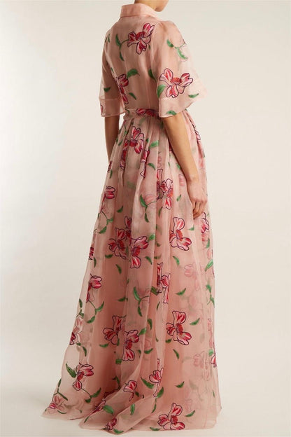 Sophisticated Dress with a Clean Classic Look