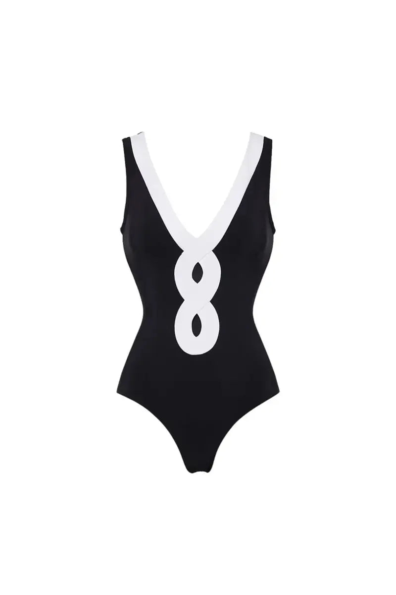 Gracefully Styled Garment for Any Occasion