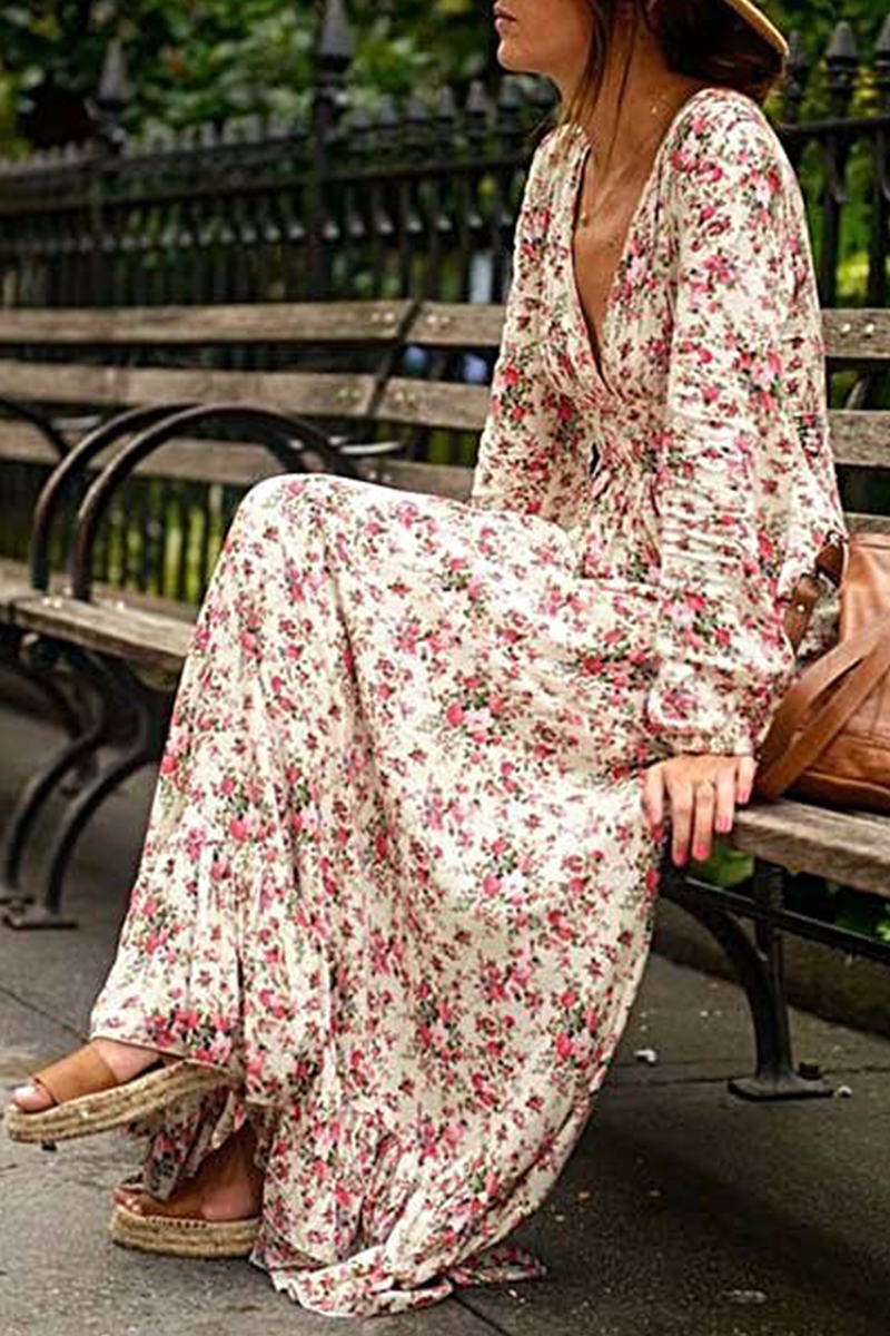 Classic Vintage & Enduringly Stylish Dress