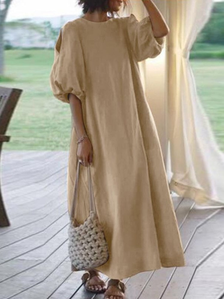 Beautifully Finished Dress in a Timeless Design