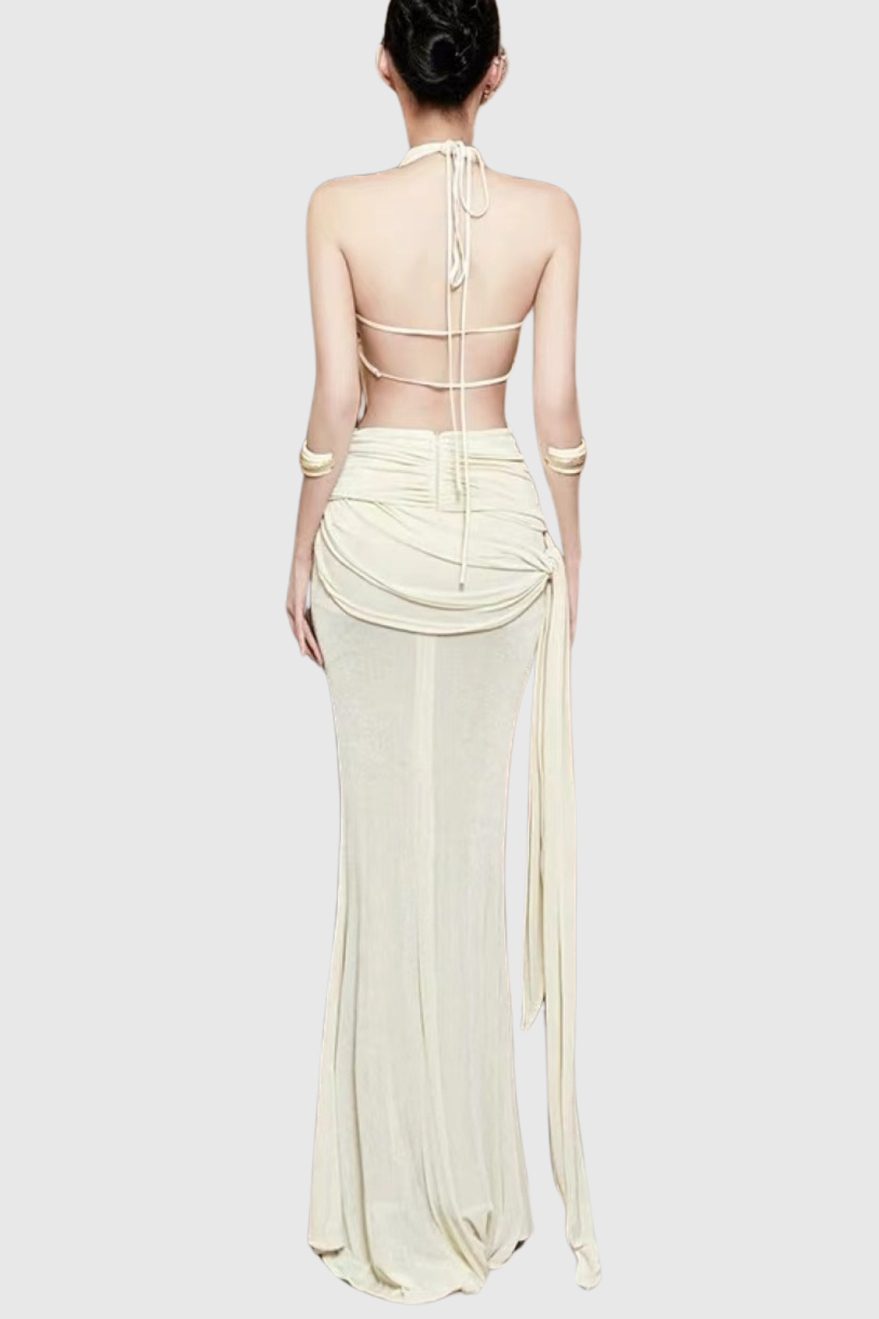 Beautifully Crafted Dress in a Classic Style