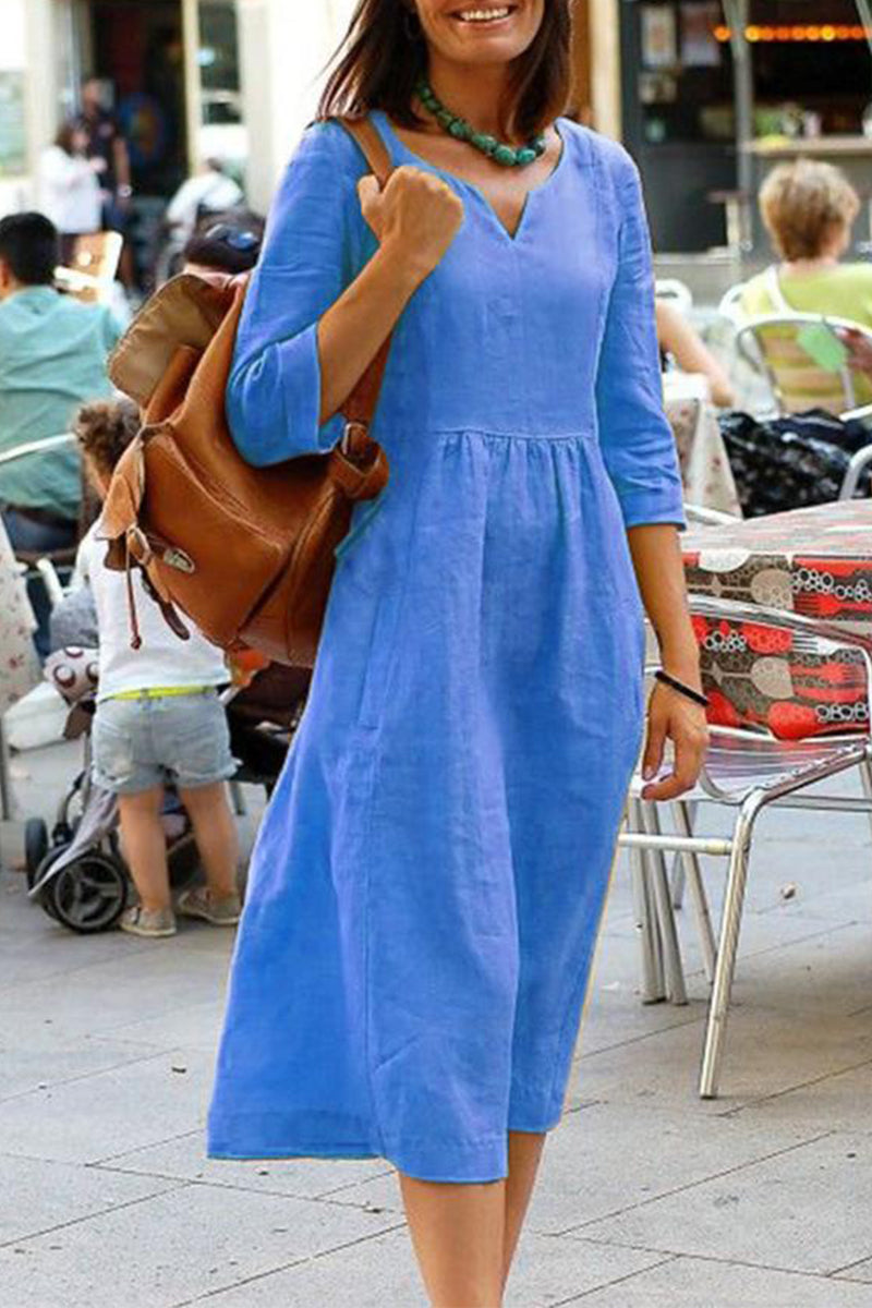 Sophisticated Dress with a Clean Classic Look