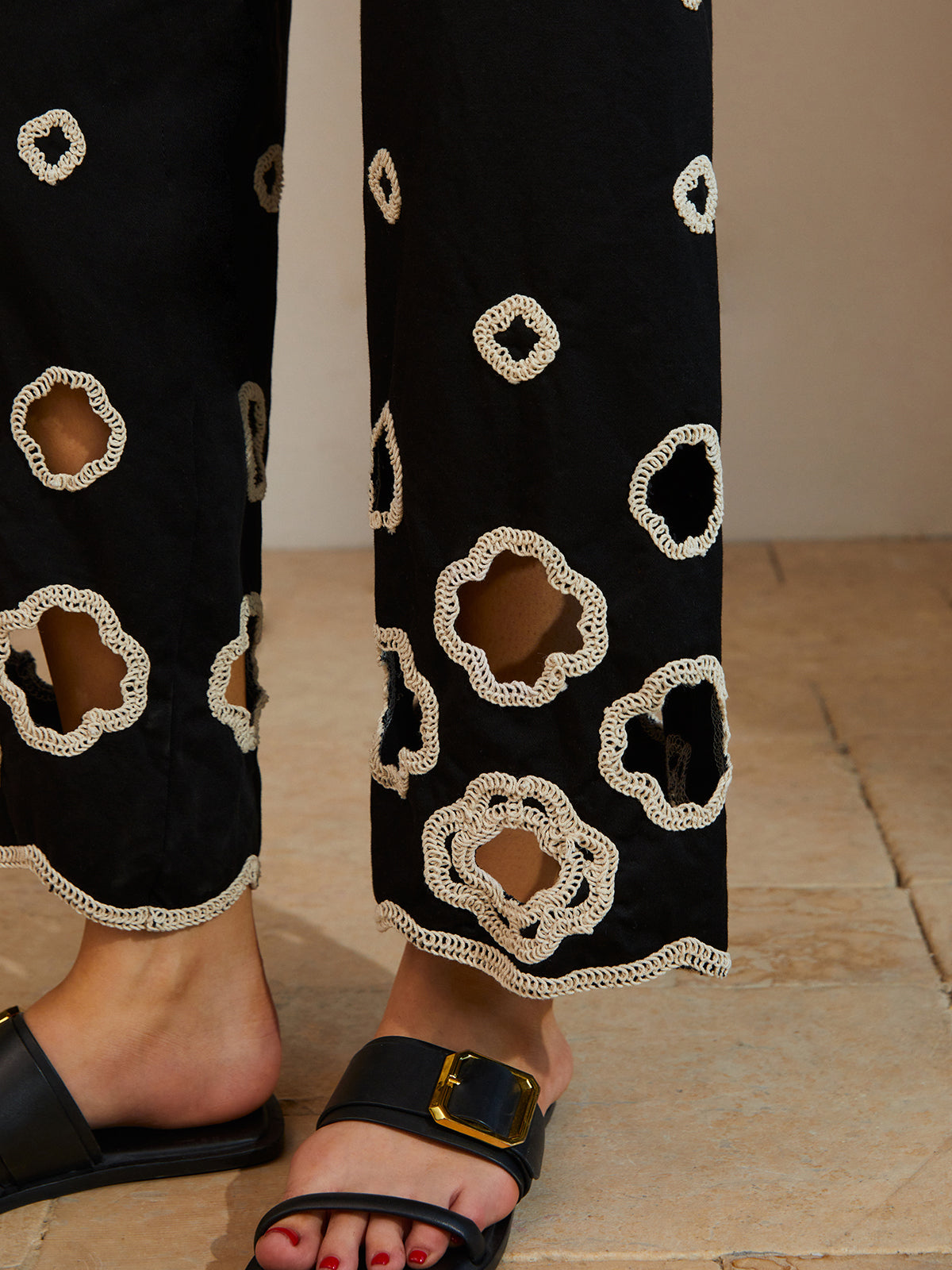 Sophisticated Pants with a Clean Classic Look