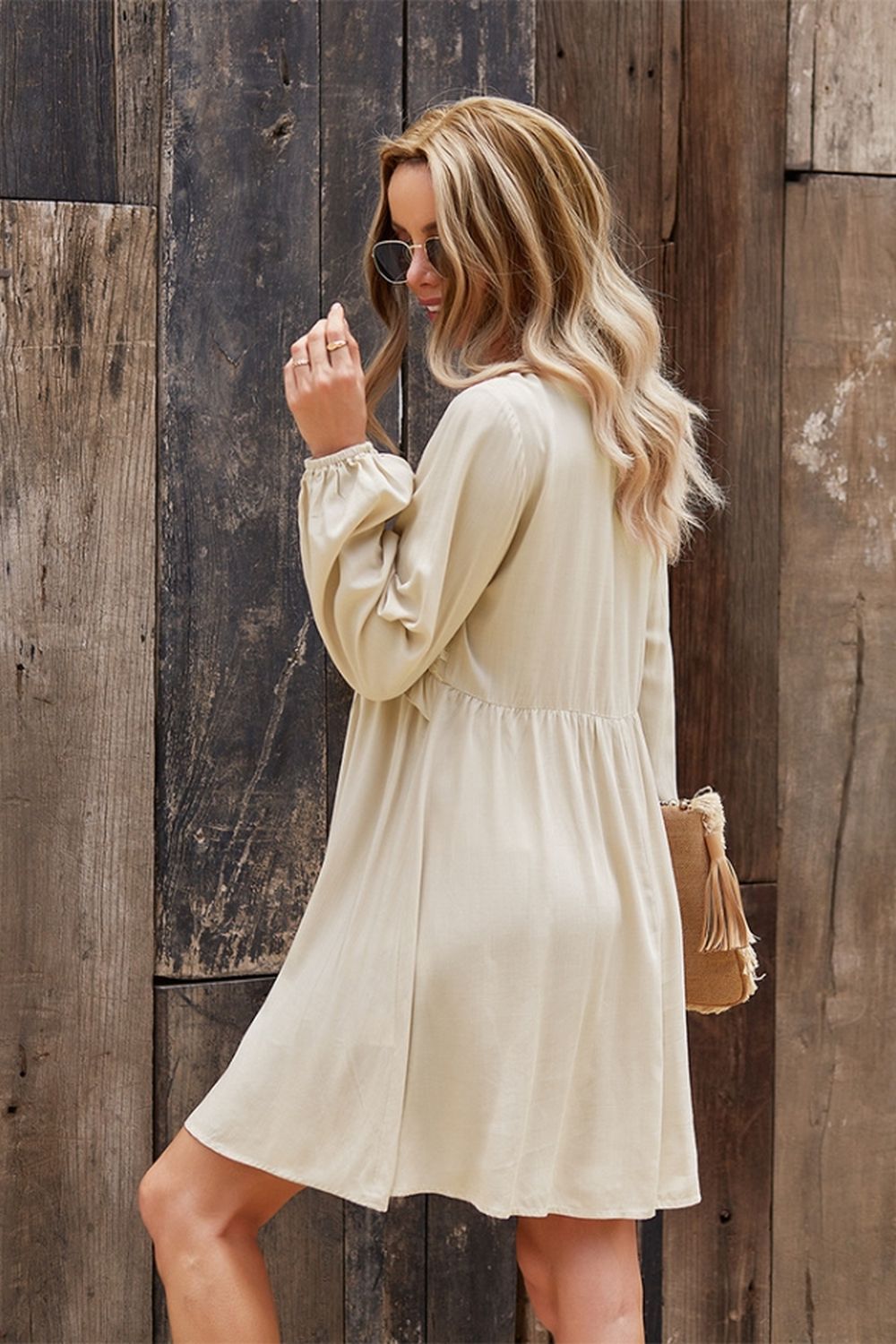 Gracefully Styled Dress for Any Occasion