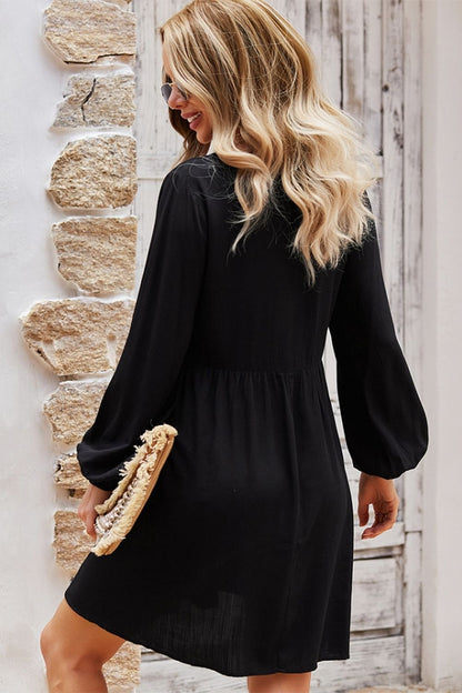 Gracefully Styled Dress for Any Occasion