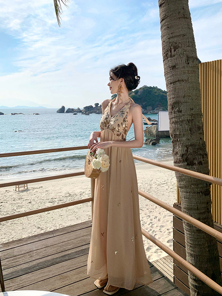 Gracefully Styled Dress for Any Occasion