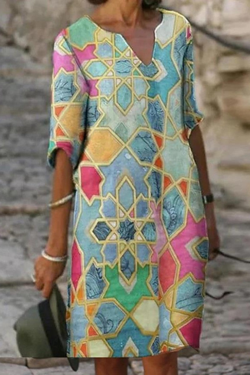 Beautifully Finished Dress in a Timeless Design
