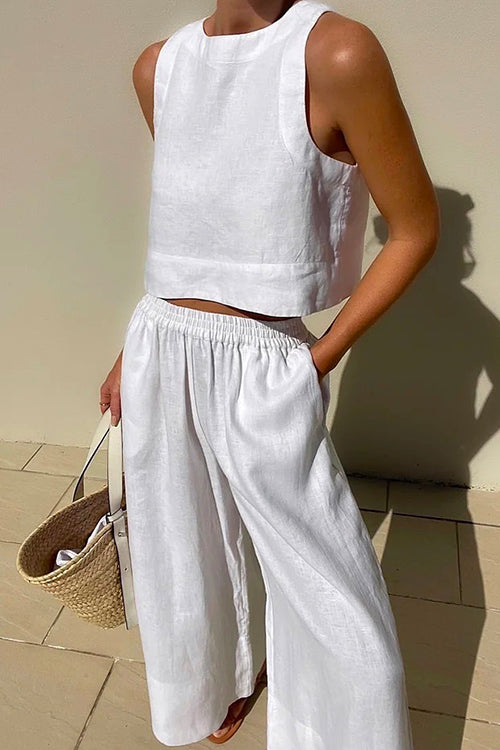 Sophisticated Pants with a Clean Classic Look