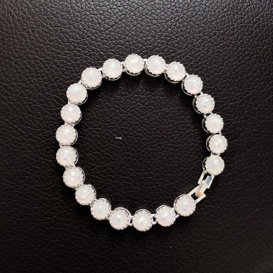 Stunning Silver Bracelet for Daily Wear