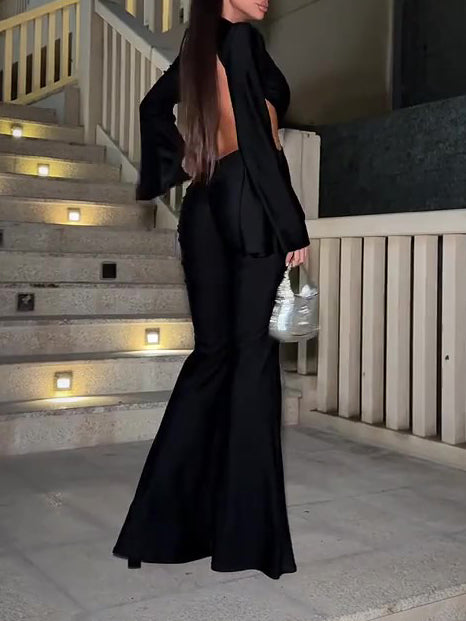 Gracefully Styled Garment for Any Occasion