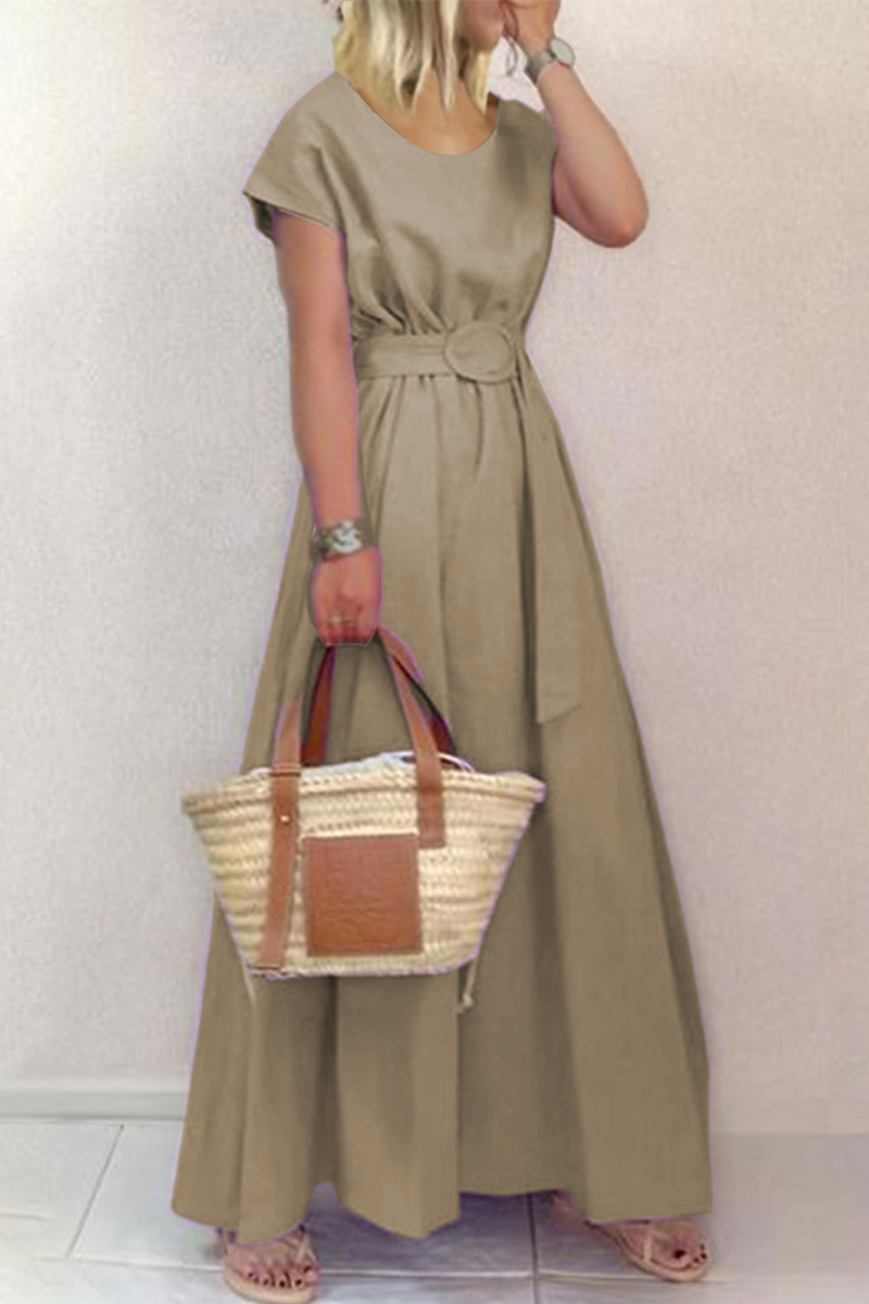 Polished Dress with an Effortless Classic Look