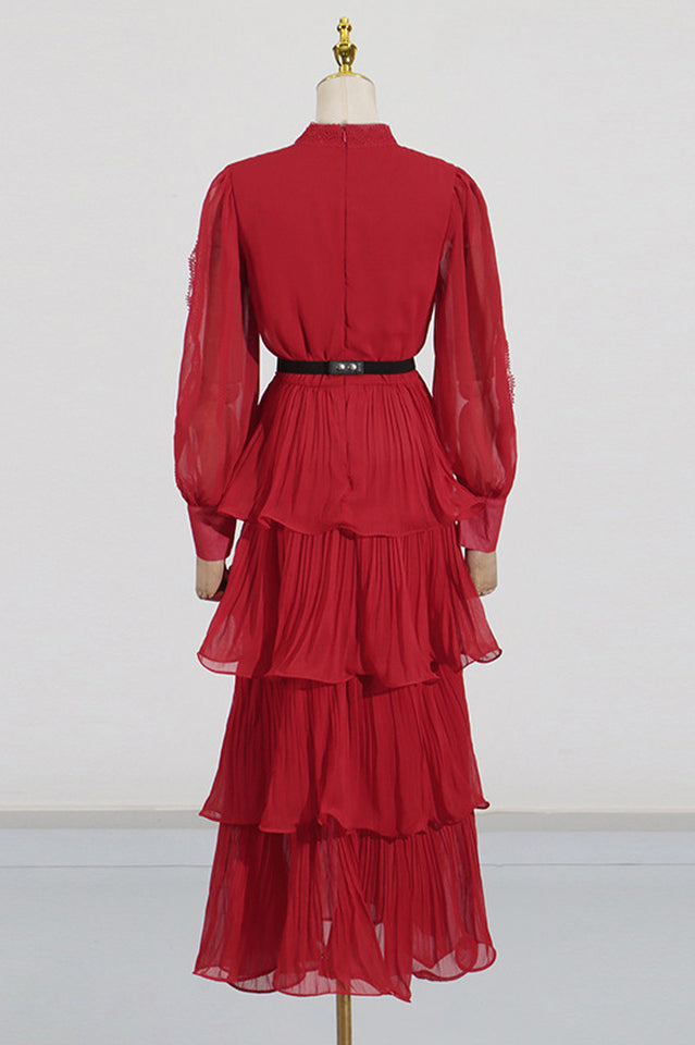Beautifully Crafted Dress in a Classic Style