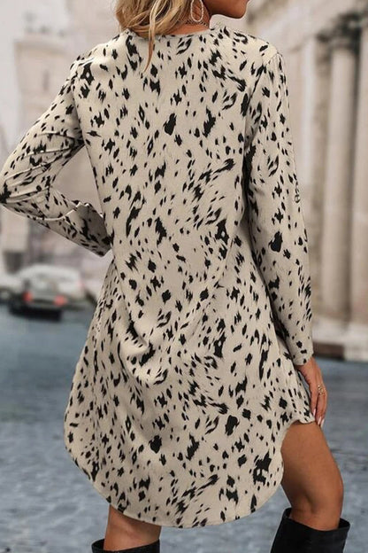 Gracefully Styled Dress for Any Occasion