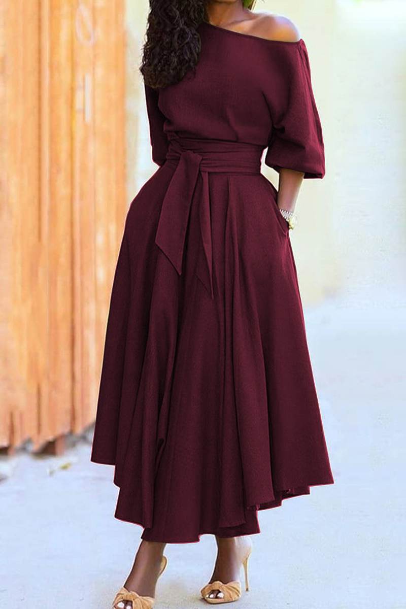 Sophisticated Dress with a Clean Classic Look