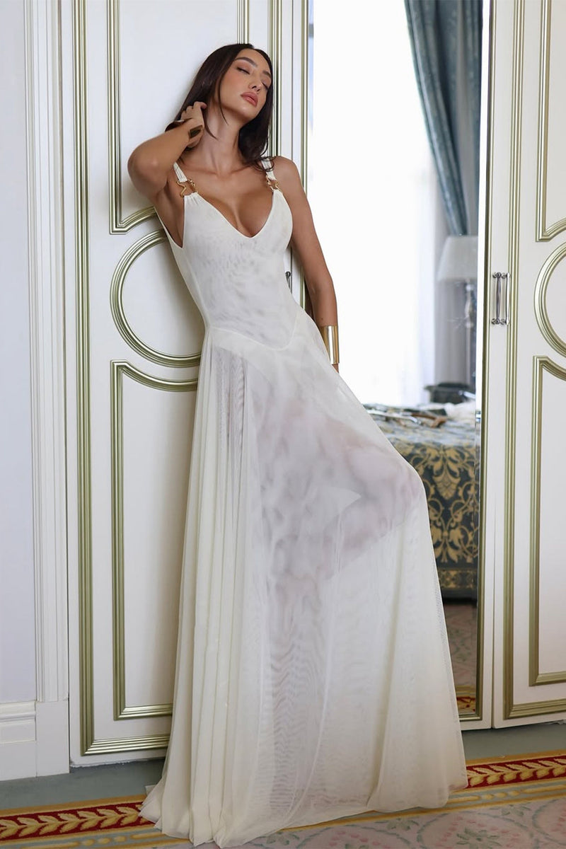 A Vintage Style Dress with Delicate Timeless Details