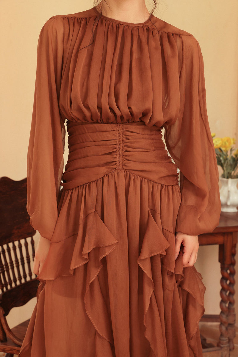Beautifully Crafted Dress in a Classic Style