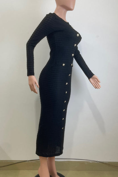 Effortlessly Elegant Dress with a Timeless Design