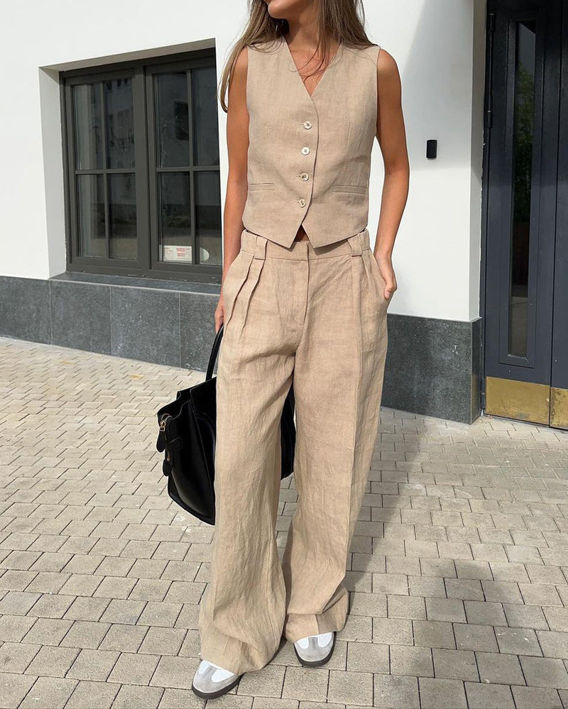 Vintage Inspired Pants with a Contemporary Edge