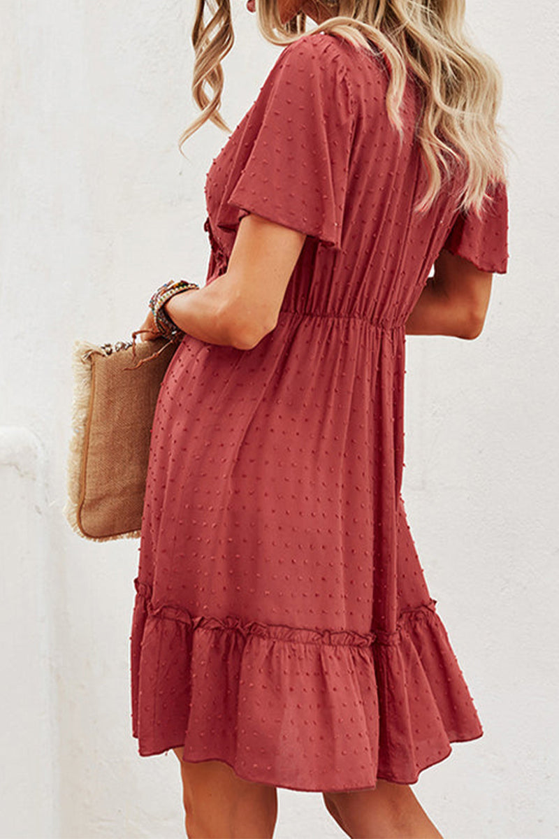 Well Tailored Dress with a Graceful Silhouette