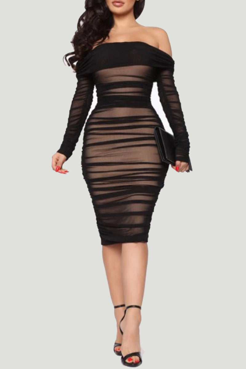 Classic Vintage Dress with a Flattering Fit
