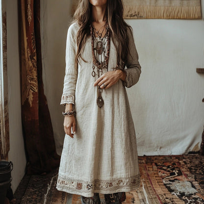 Beautifully Finished Dress in a Timeless Design