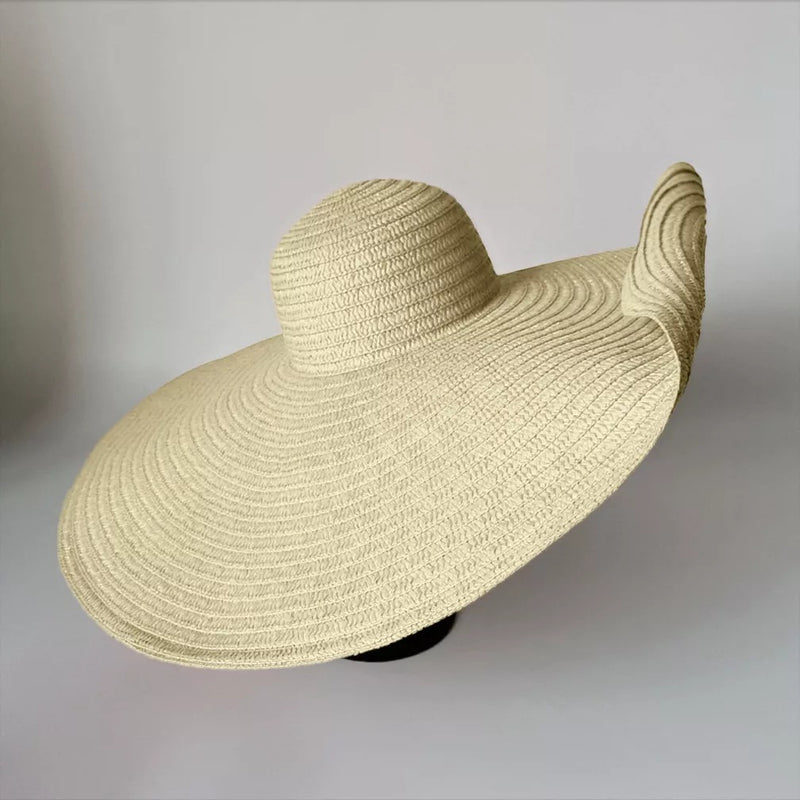 Effortlessly Elegant Garment with a Timeless Design