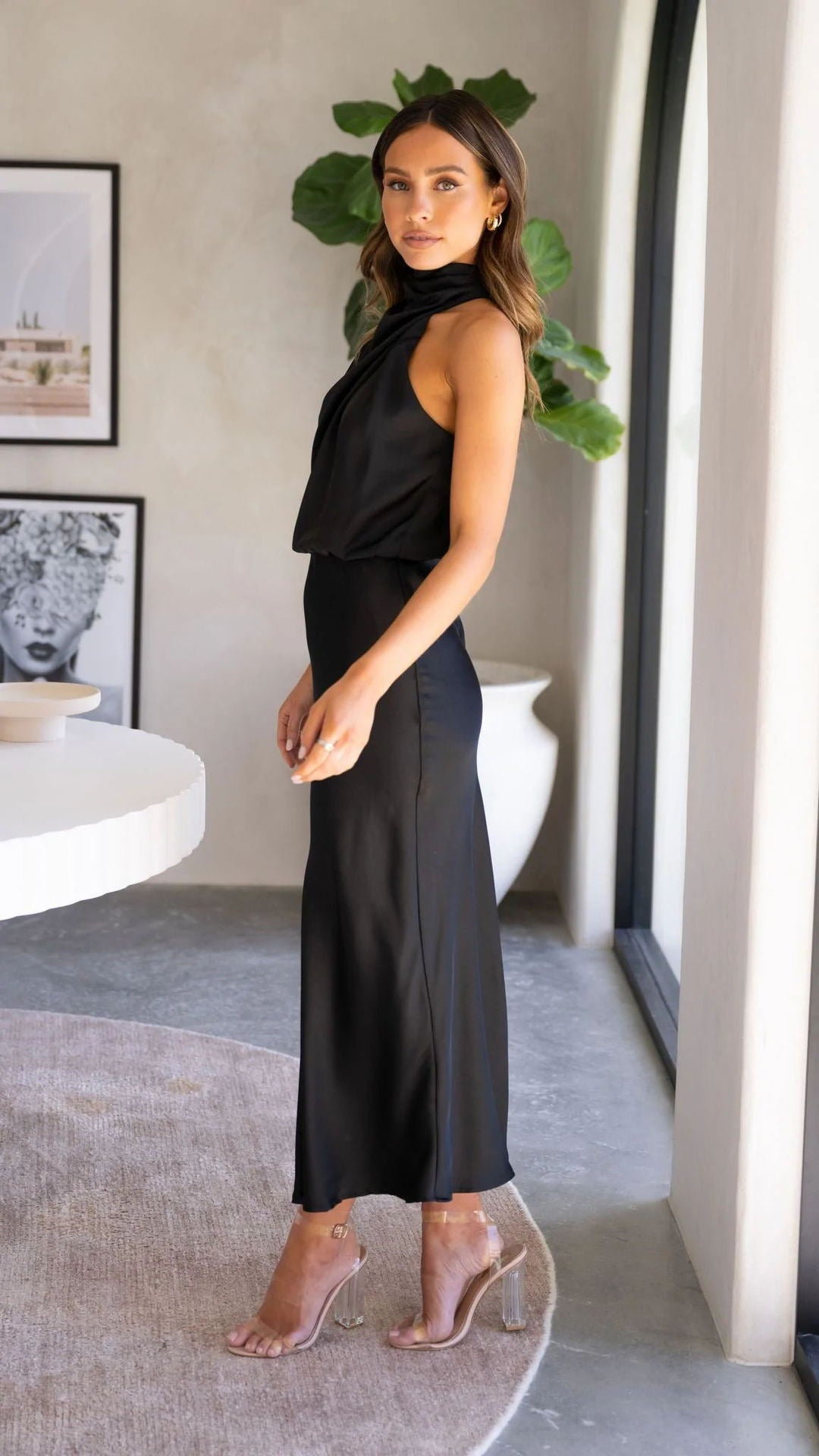 Polished Dress with an Effortless Classic Look