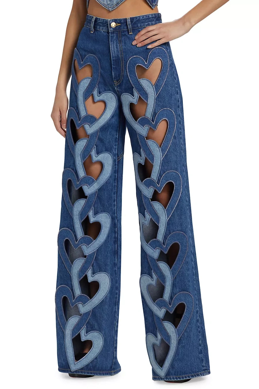 Beautifully Finished Garment in a Timeless Design