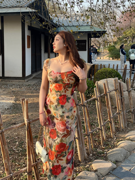 A Vintage Style Dress with Delicate Timeless Details