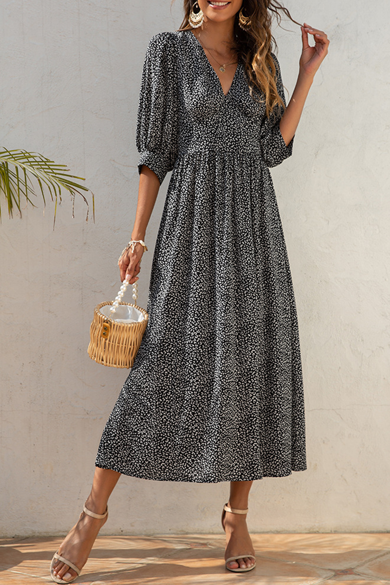 Classic Vintage & Enduringly Stylish Dress