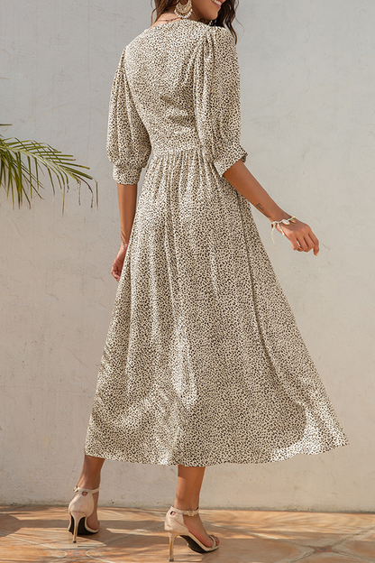 Classic Vintage & Enduringly Stylish Dress