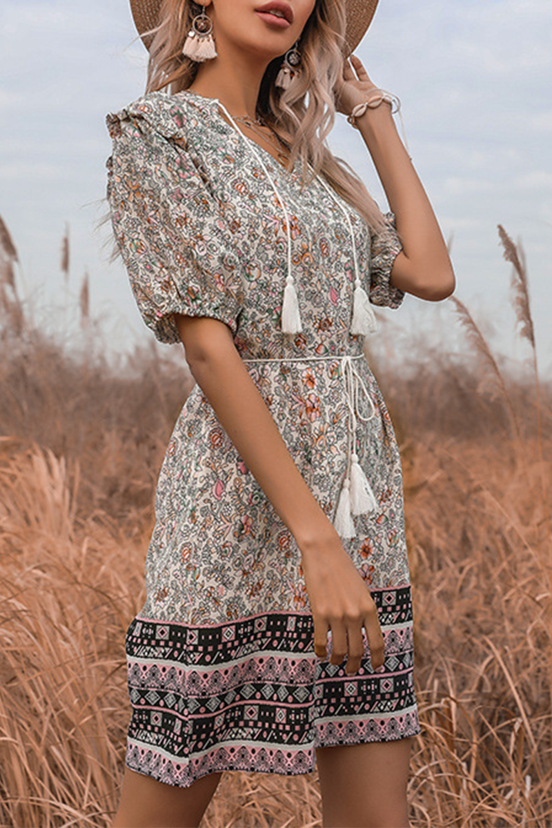 Classic Vintage & Enduringly Stylish Dress