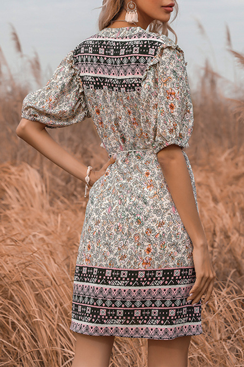 Classic Vintage & Enduringly Stylish Dress